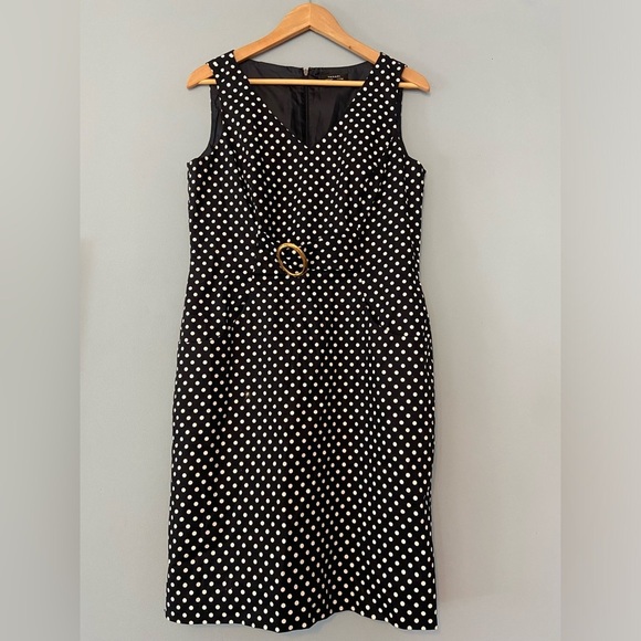 T Tahari Dresses & Skirts - T Tahari Elegant Black and White Polka Dot Dress size 10